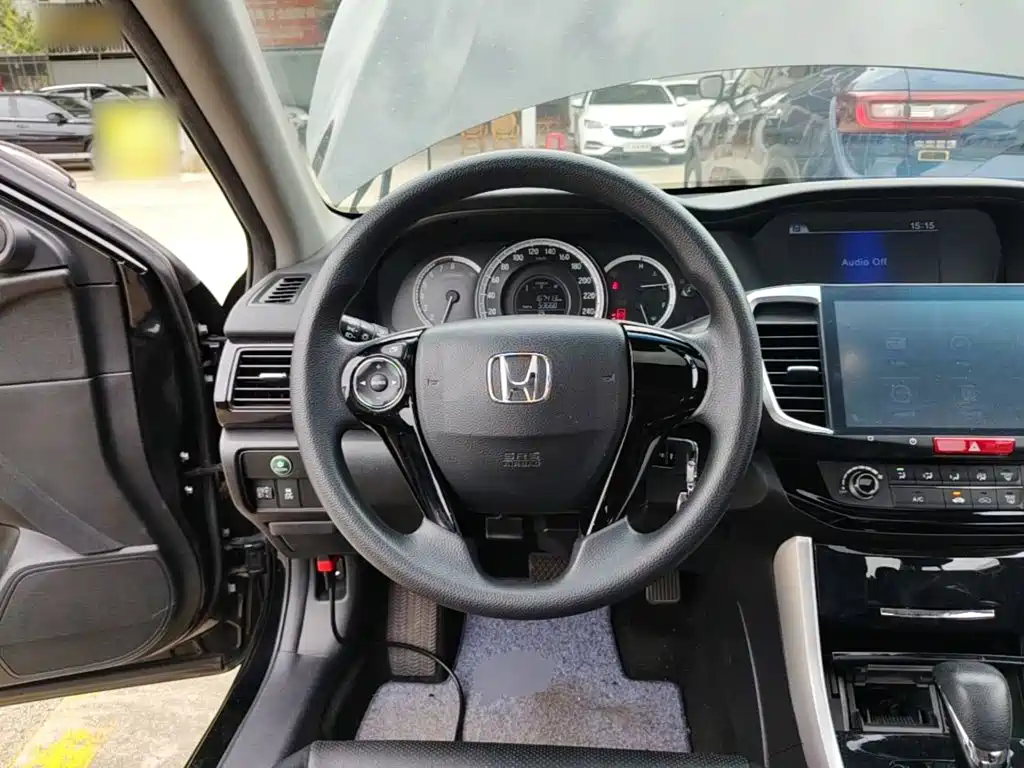Honda Accord — миниатюра 11