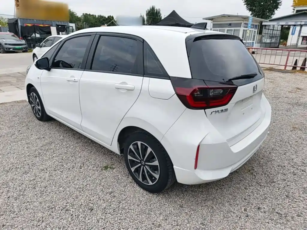 Honda Fit — миниатюра 5