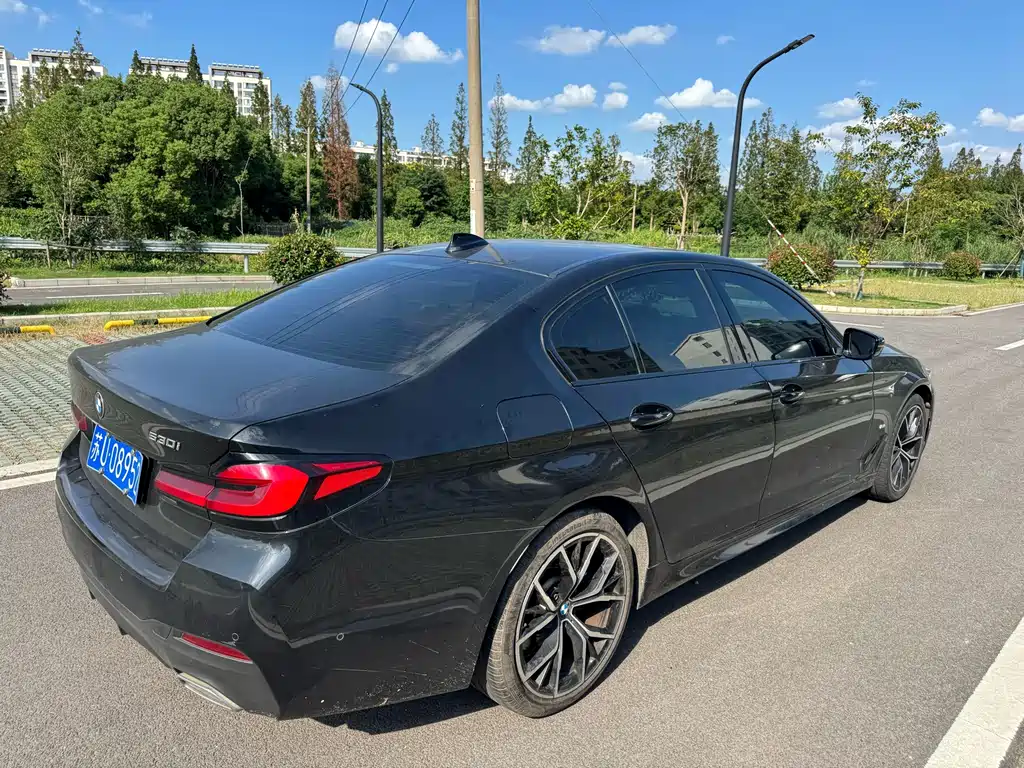 BMW 5 Series (Import) — миниатюра 5