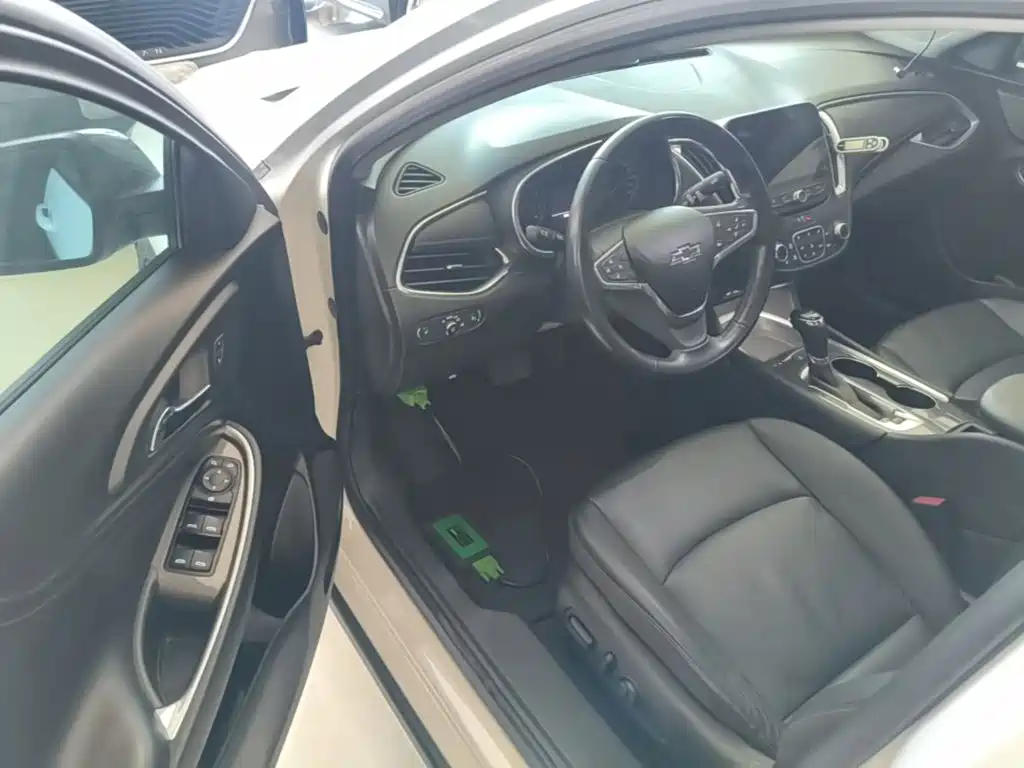 Chevrolet Malibu XL — миниатюра 16