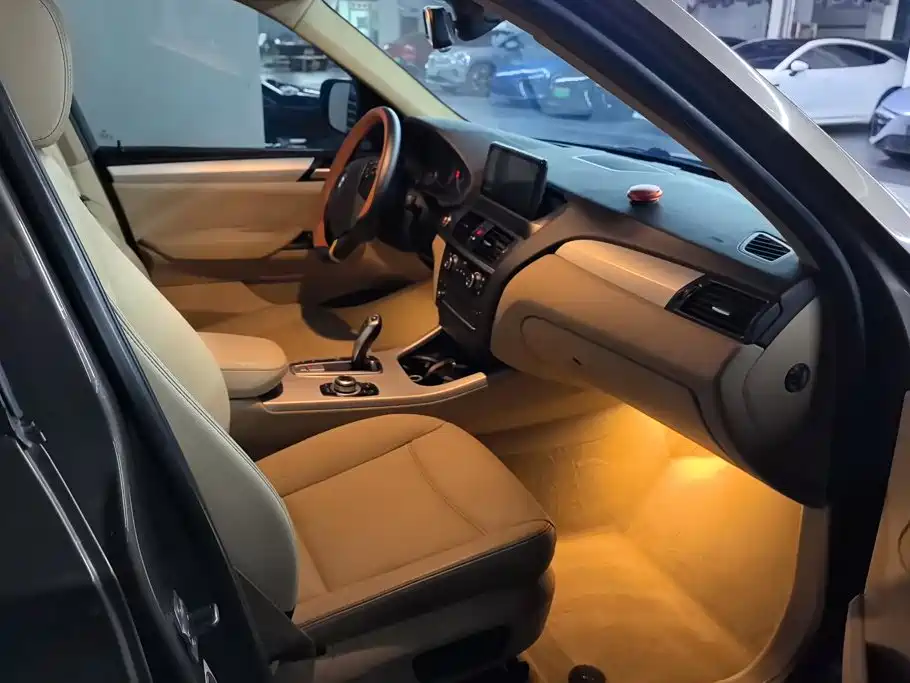 BMW X3 (Import) — миниатюра 8