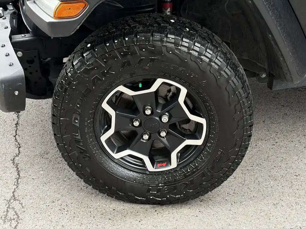 Jeep Gladiator — миниатюра 6