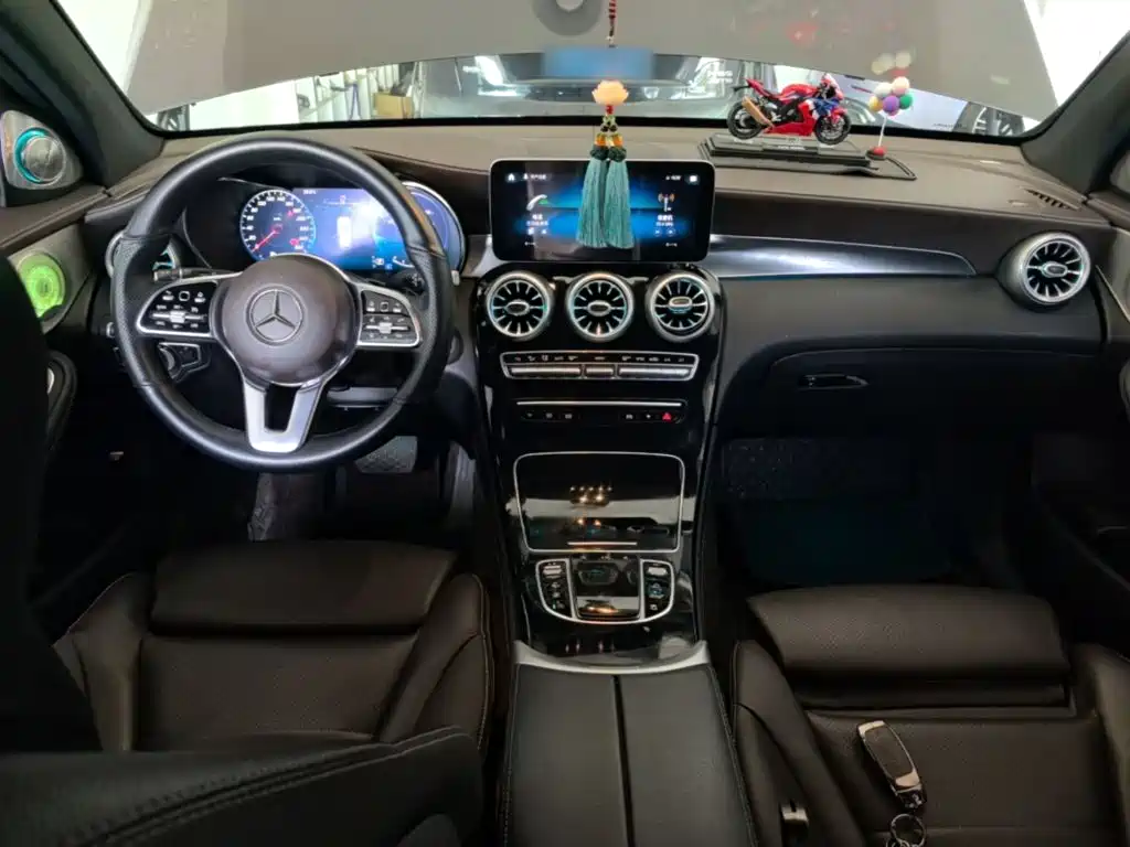 Mercedes-Benz GLC — миниатюра 10
