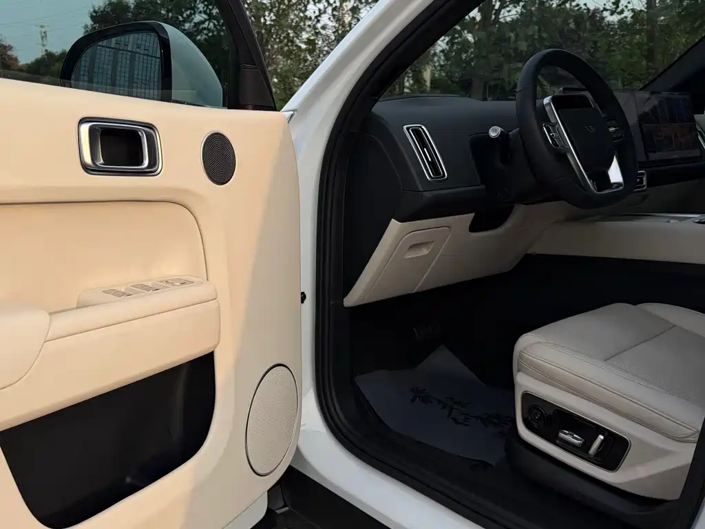 Li Auto Li L7 — миниатюра 11