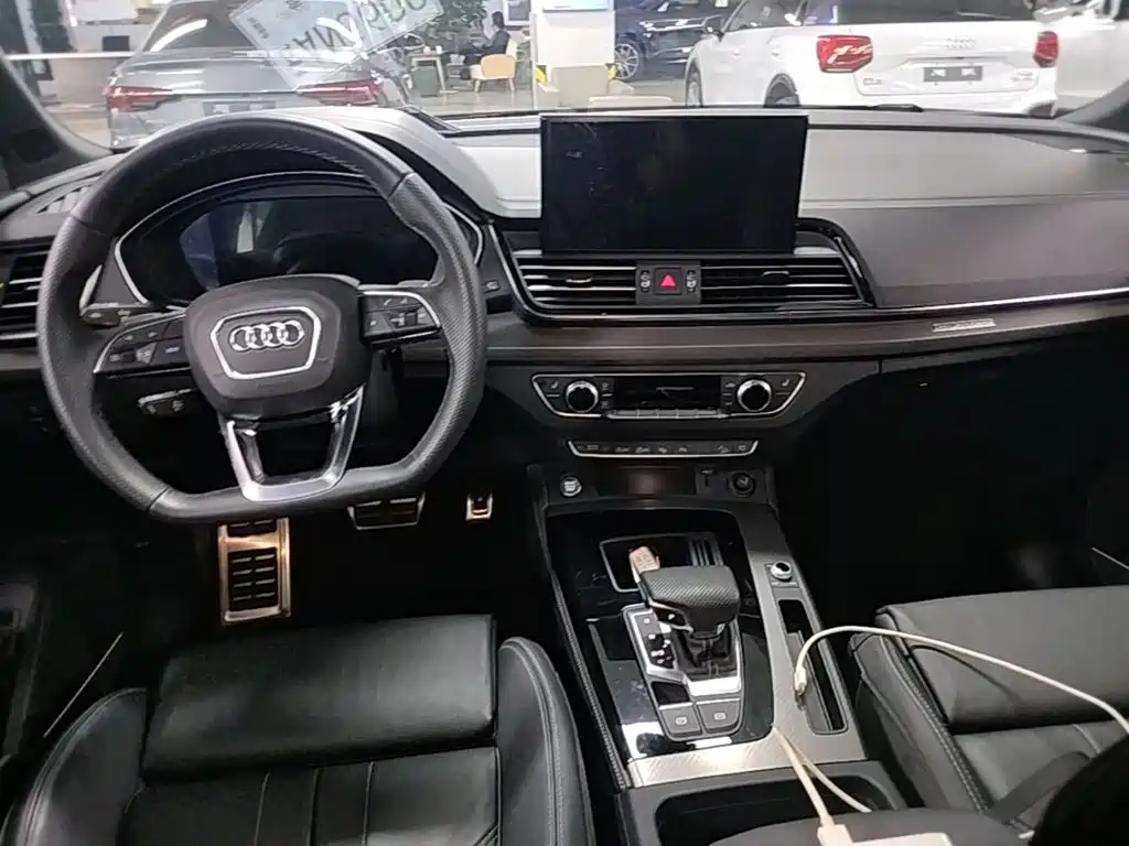 Audi Q5L — миниатюра 14