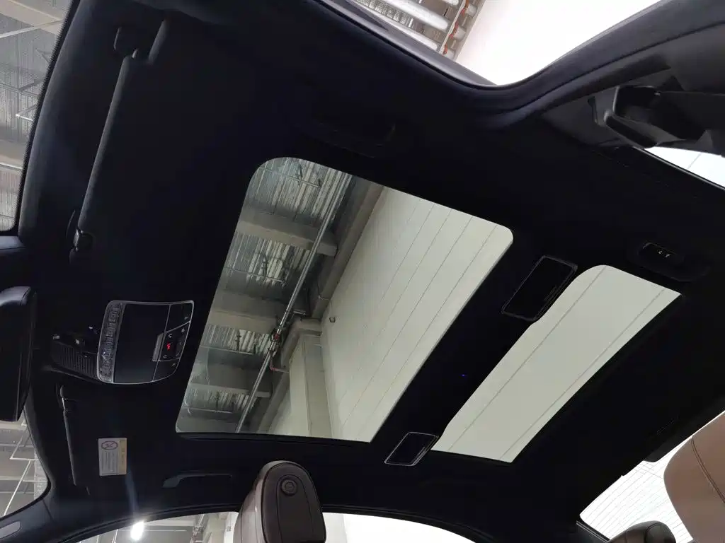 Mercedes-Benz S-Class — миниатюра 14