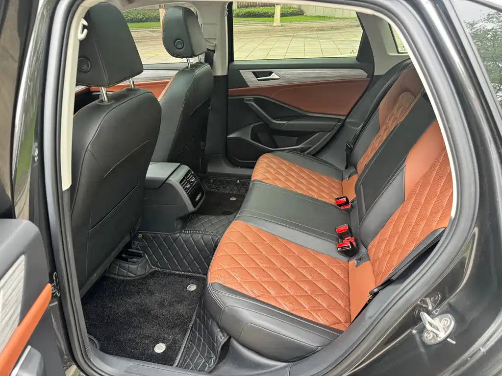 Volkswagen Sagitar 2023 280TSI DSG