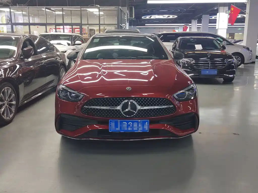 Mercedes-Benz C-Class — миниатюра 2