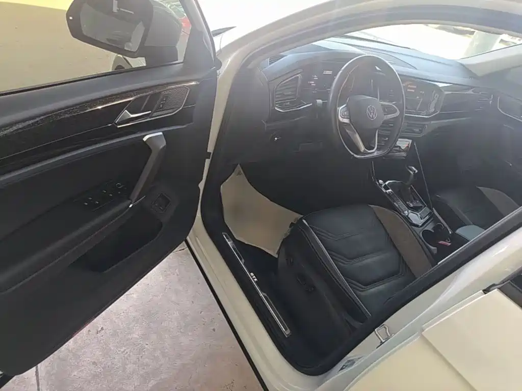 Volkswagen Tayron GTE — миниатюра 16