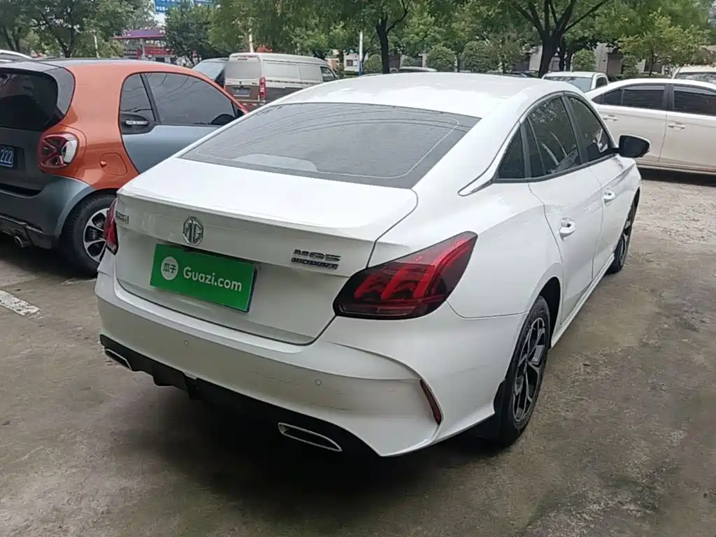 MG MG5 — миниатюра 7