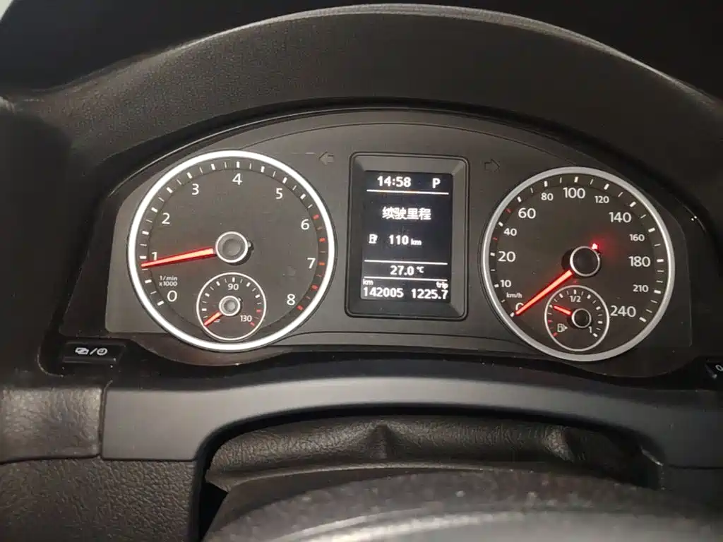 Volkswagen Tiguan — миниатюра 12