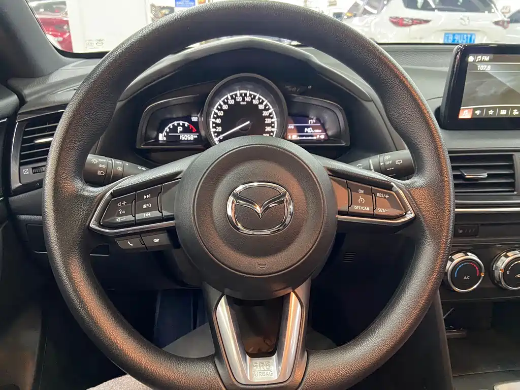 MAZDA CX 4