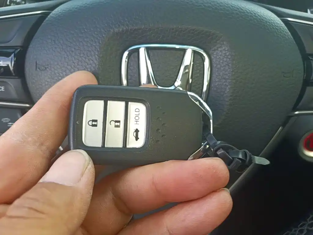 Honda Accord — миниатюра 17