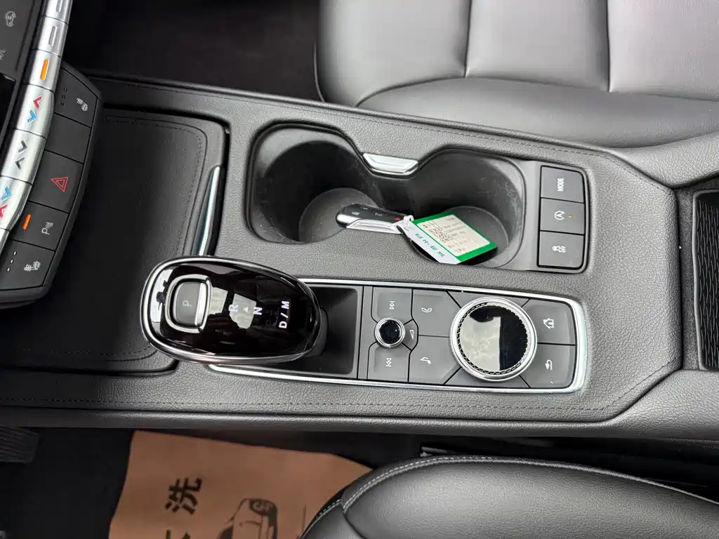 Cadillac XT4 — миниатюра 27