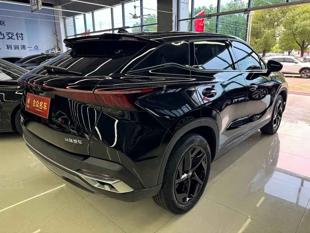 Chery Omoda — миниатюра 9