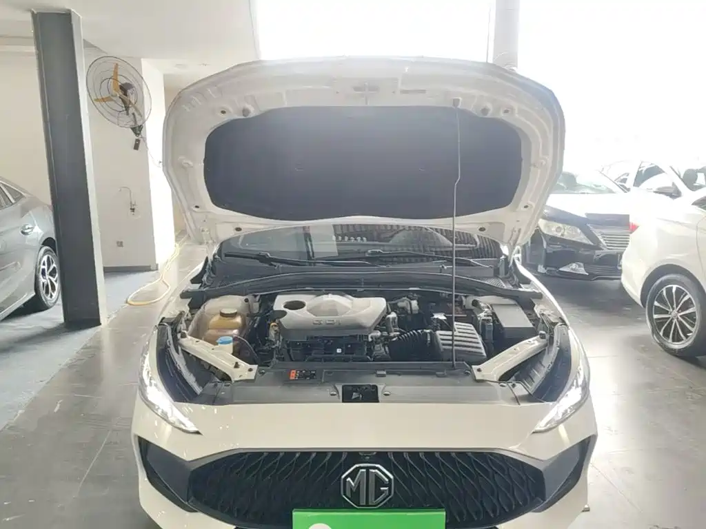 MG MG5 — миниатюра 20