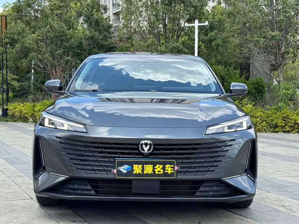 Changan Yida — миниатюра 2
