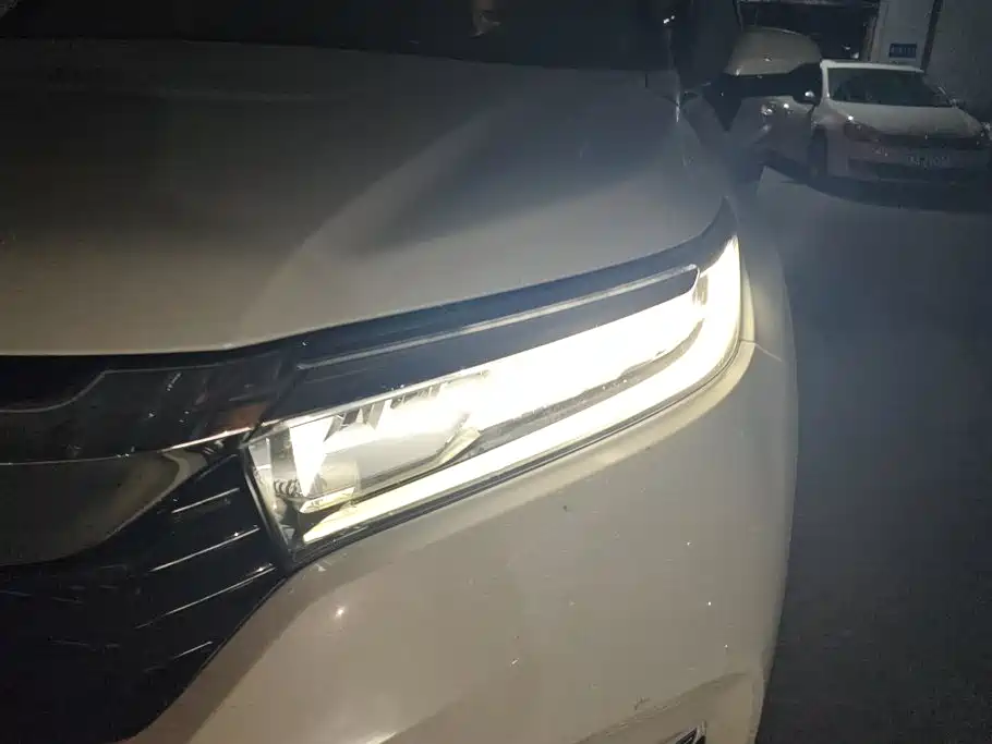 Honda Avancier — миниатюра 5