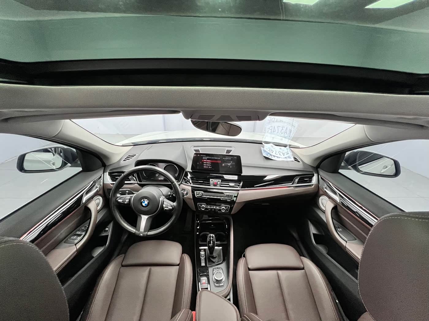 BMW X1 1.5 л 2022 г. Белый, пробег 37000 км