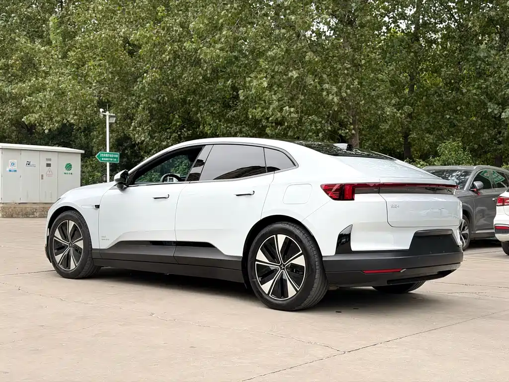 Polestar Polestar 4 — миниатюра 5