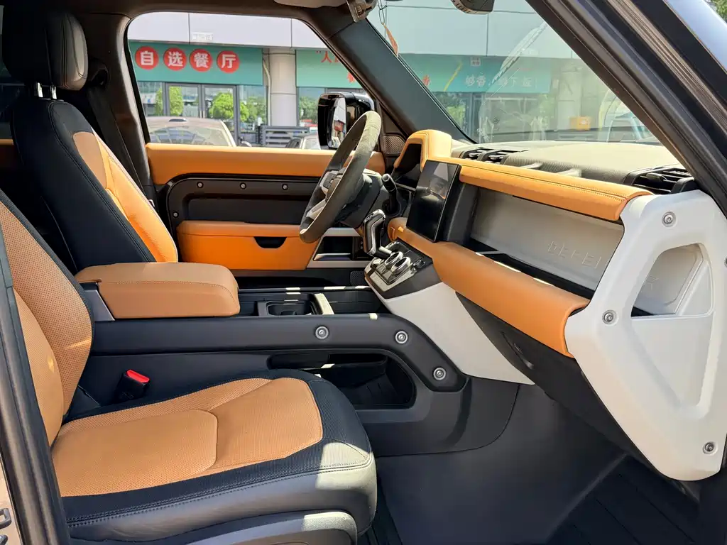 Land Rover Defender — миниатюра 14