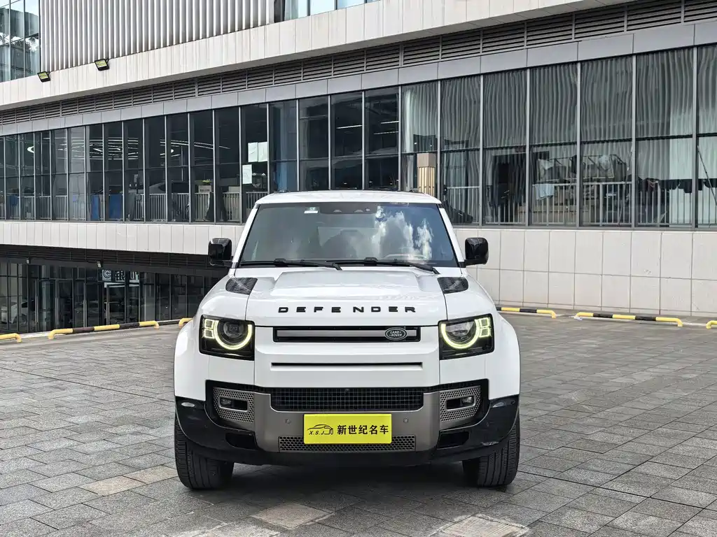 LAND ROVER  DEFENDER