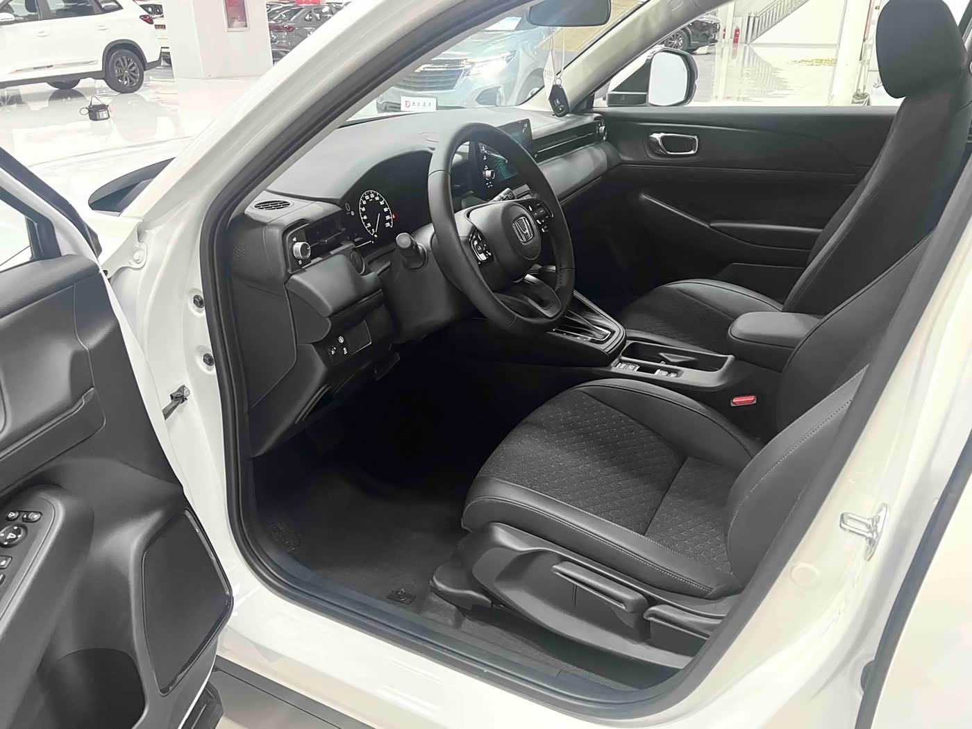 Honda XR-V 1.5 л 2025 г. Белый, пробег 100 км