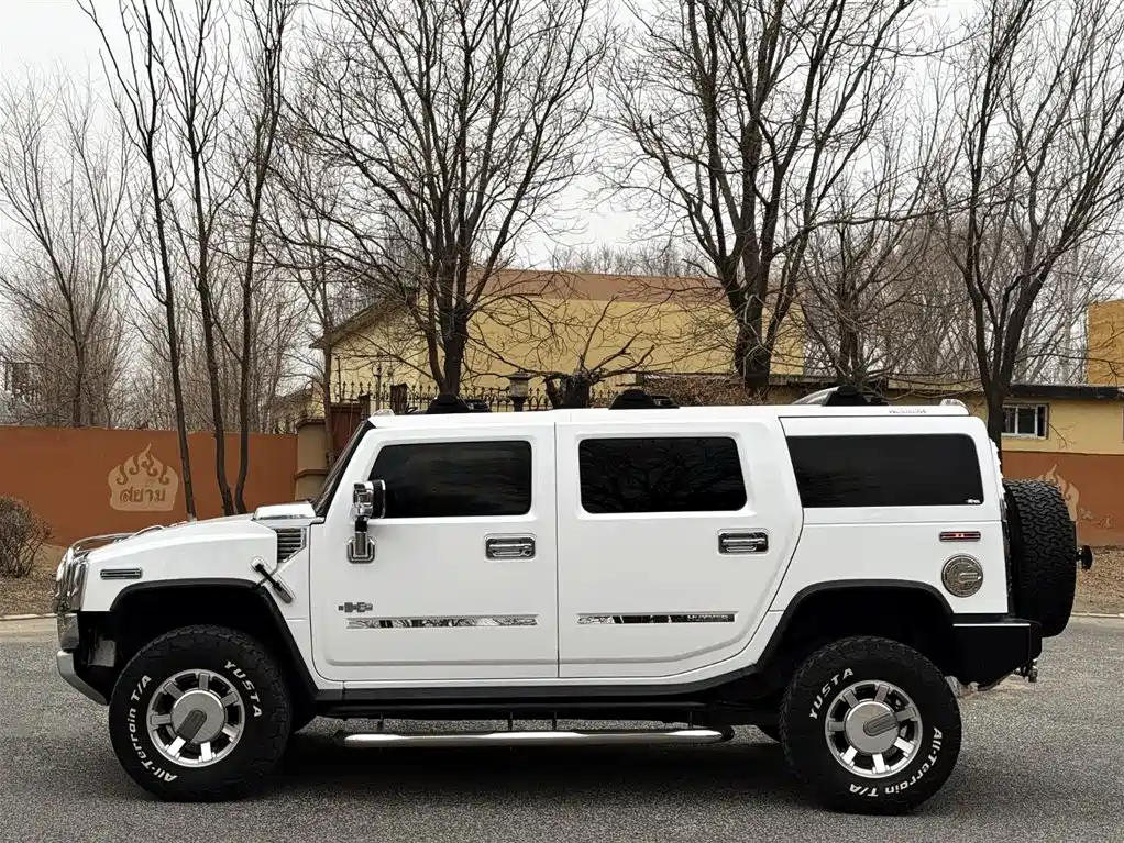 Hummer H2 2010 6.2T AT