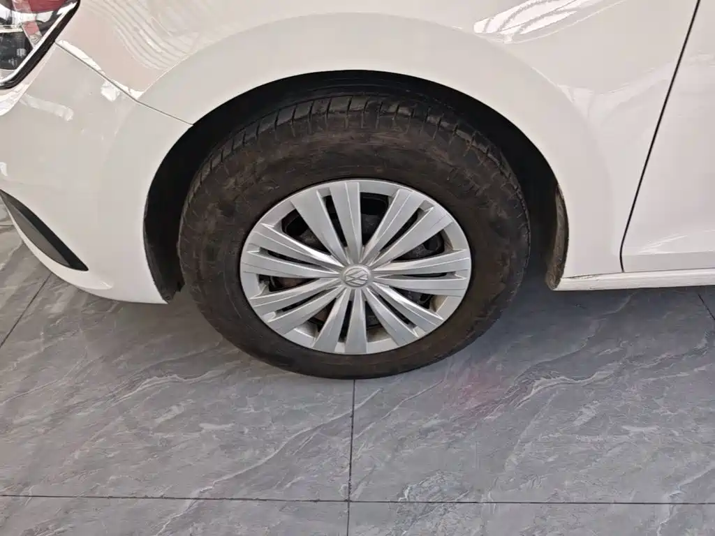 Volkswagen Santana — миниатюра 23