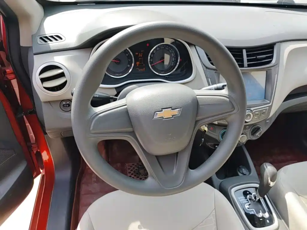 Chevrolet Sail — миниатюра 11