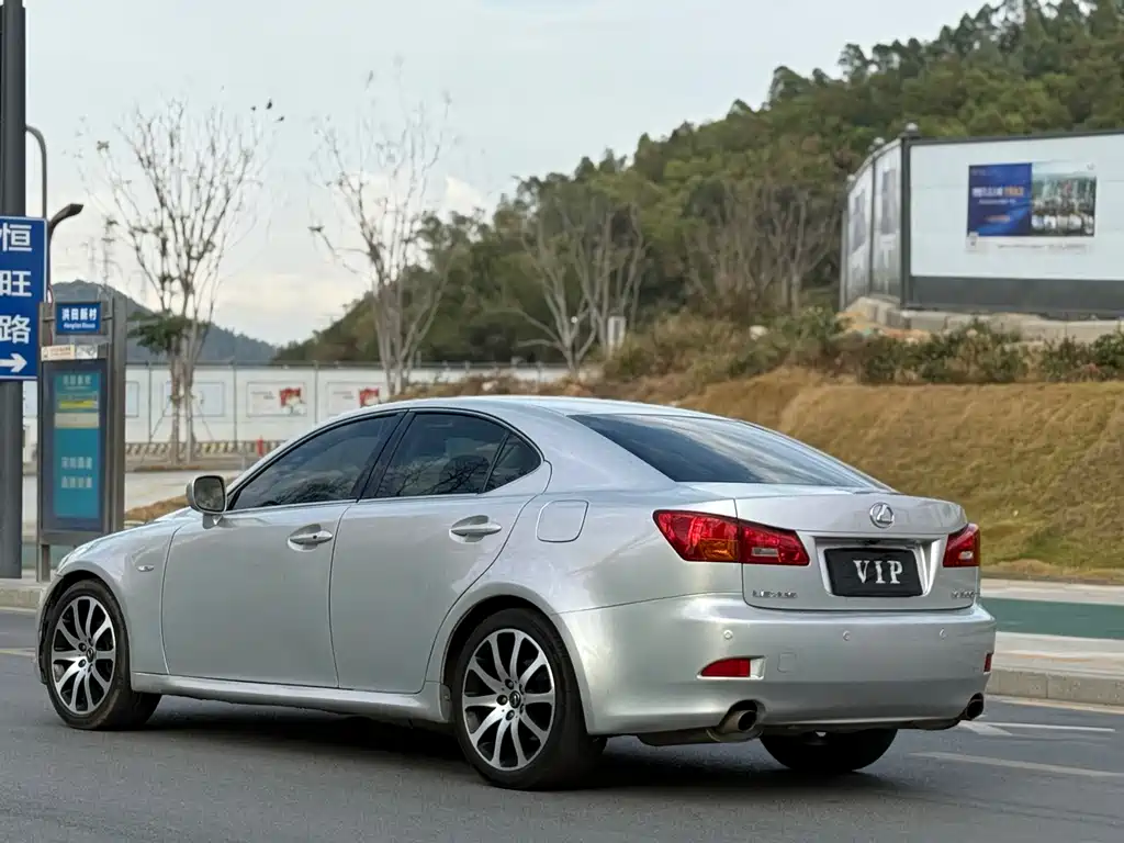 Lexus IS 2007 300
