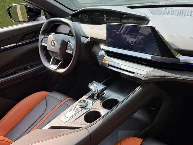 Changan UNI-V — миниатюра 11