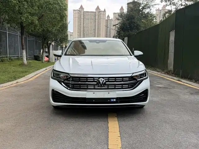 Volkswagen Sagitar — миниатюра 2