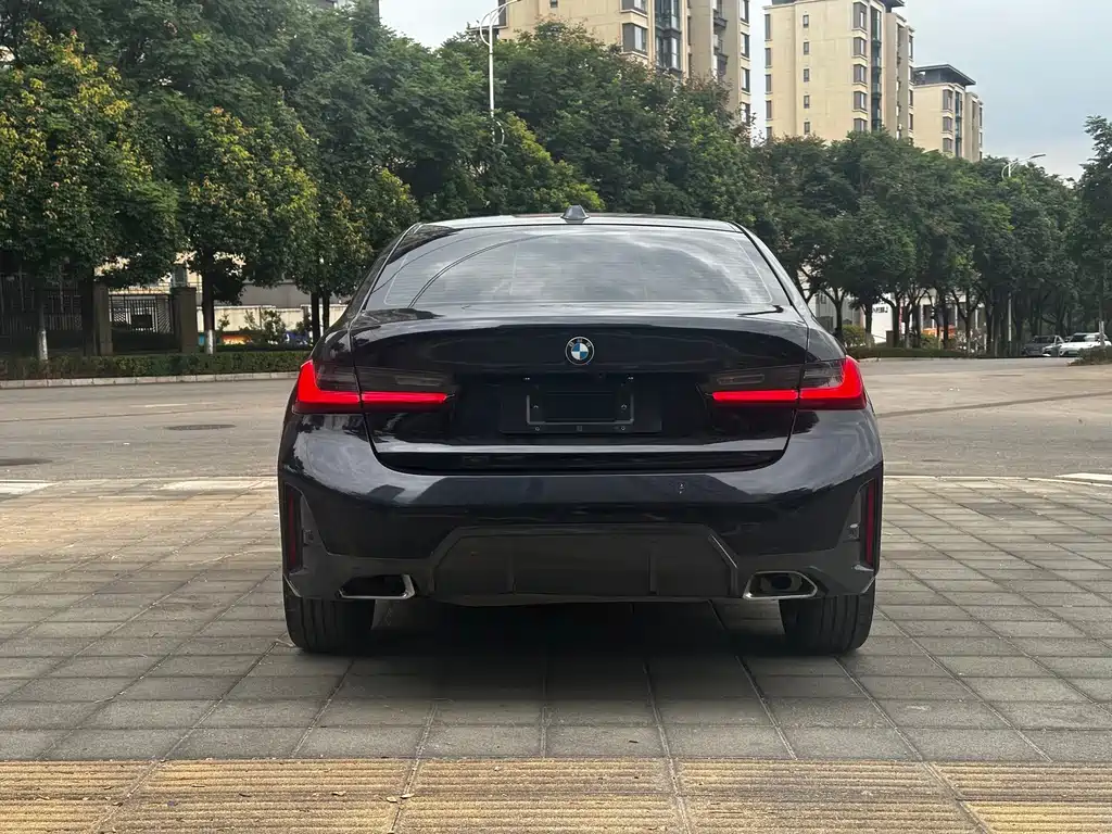 BMW 3 Series — миниатюра 13