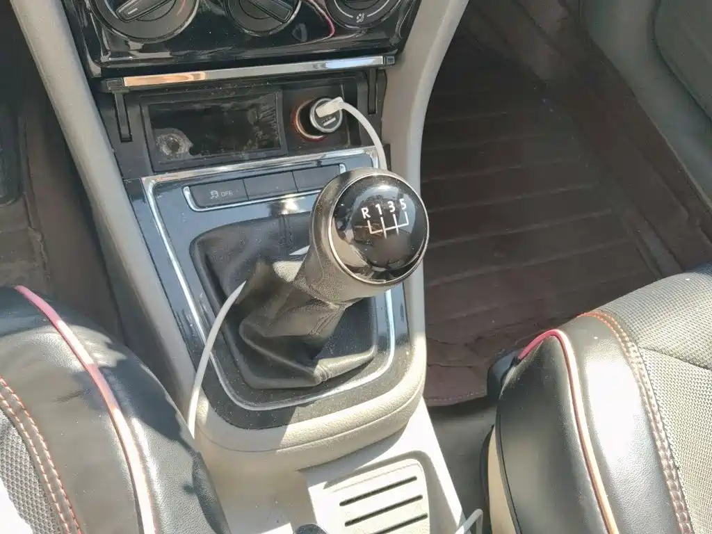 Volkswagen Bora — миниатюра 7
