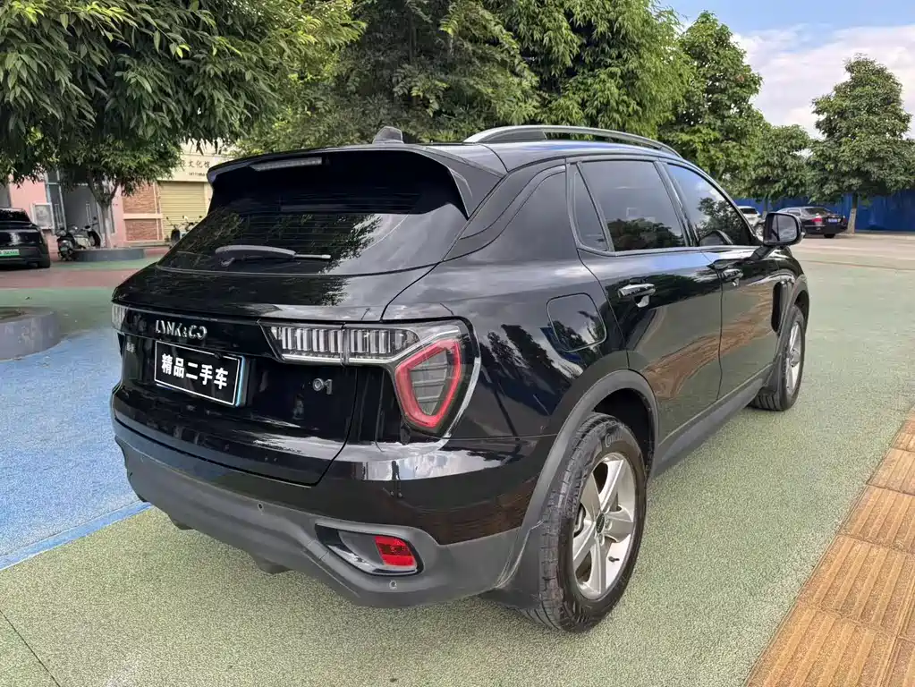 Lynk & Co 01 — миниатюра 6