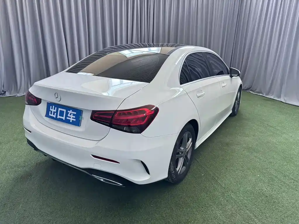 Mercedes-Benz A-Class — миниатюра 6
