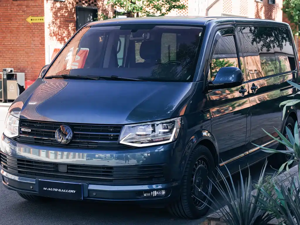 Купить Volkswagen Multivan