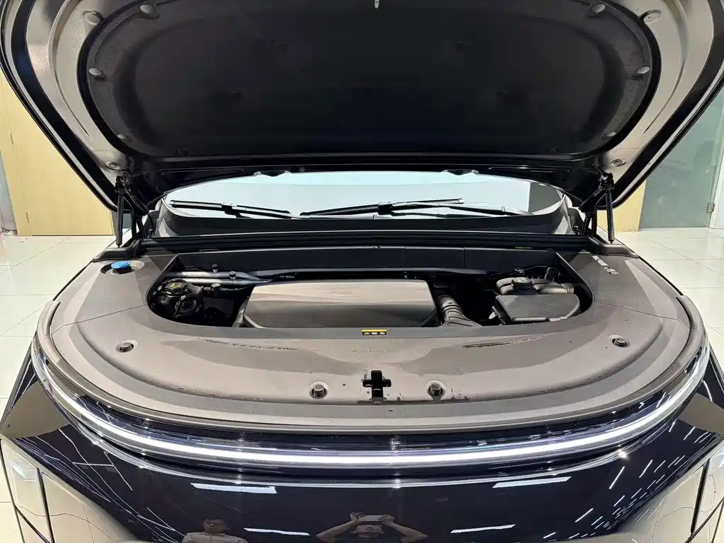 Li Auto Li L6 — миниатюра 5
