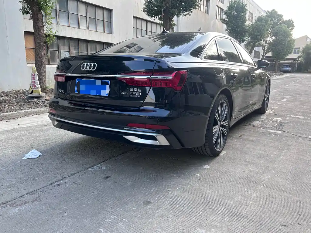 Audi A6L — миниатюра 4