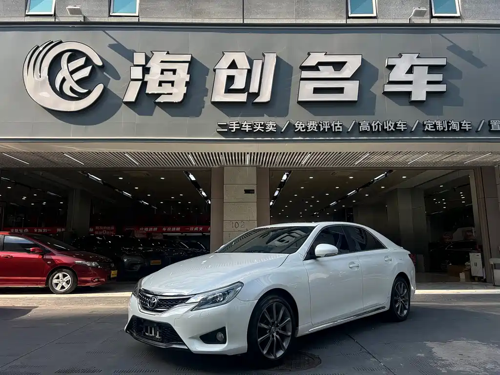 Toyota Reiz