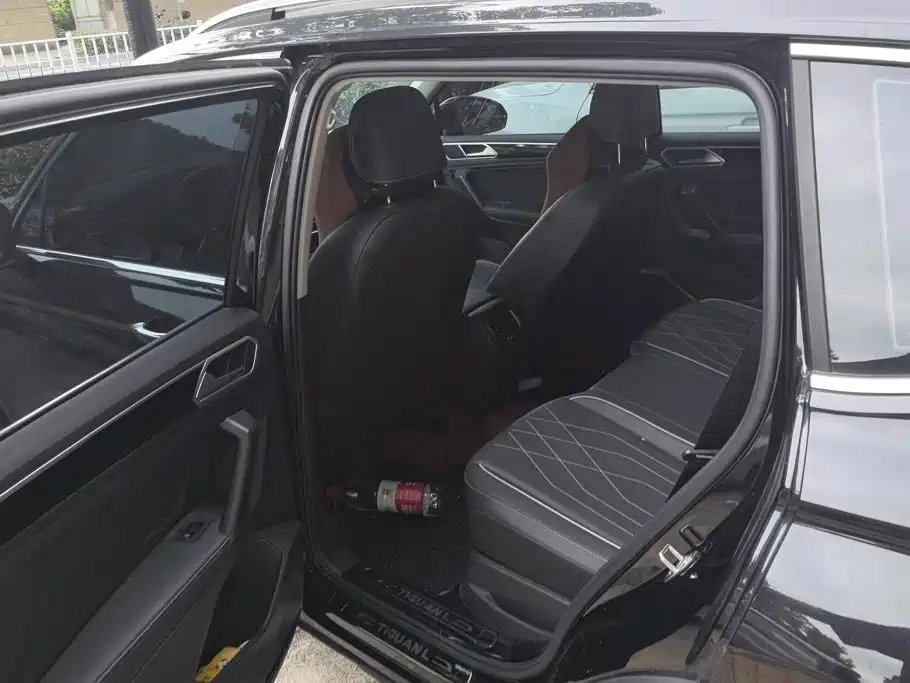 Volkswagen Tiguan L — миниатюра 11