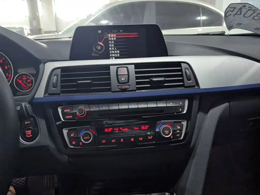 BMW 4 Series — миниатюра 7