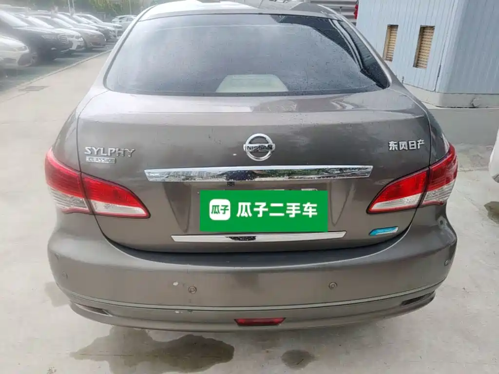 Nissan Sylphy 2012 1.6XE MT Comfort