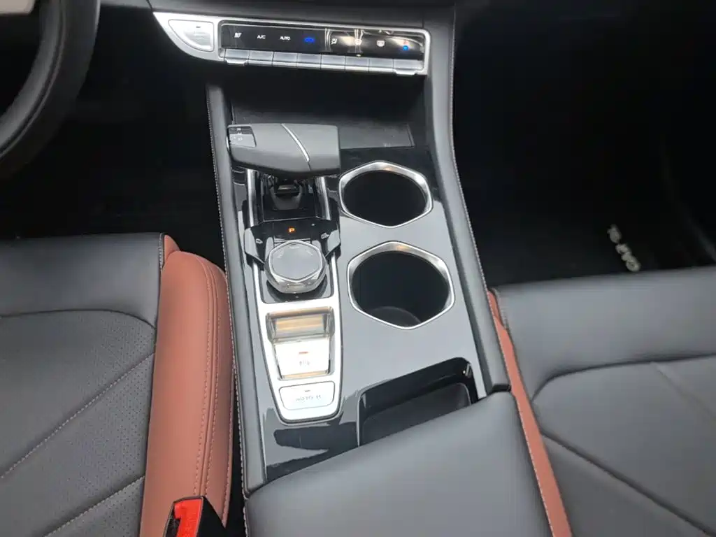 Changan Eado — миниатюра 14
