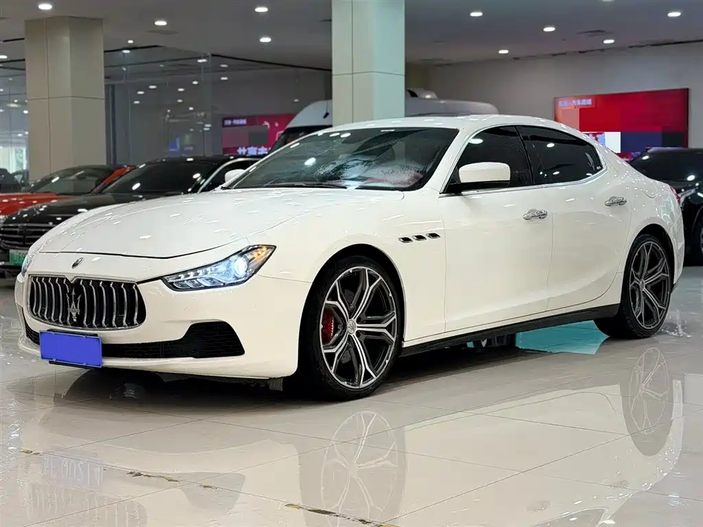 Maserati Ghibli 2015