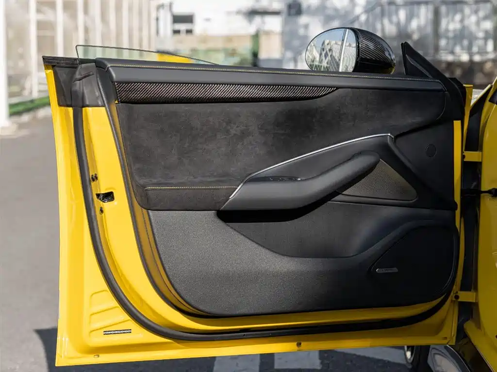 XIAOMI CAR XIAOMI SU7 ULTRA