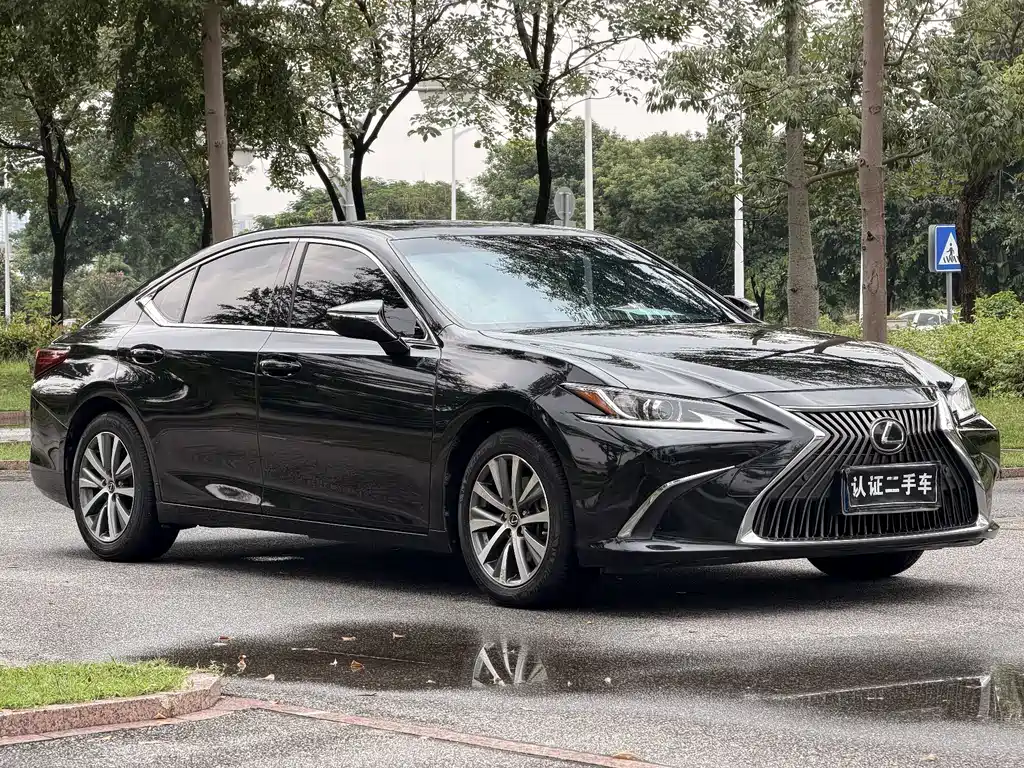 Lexus ES — миниатюра 3