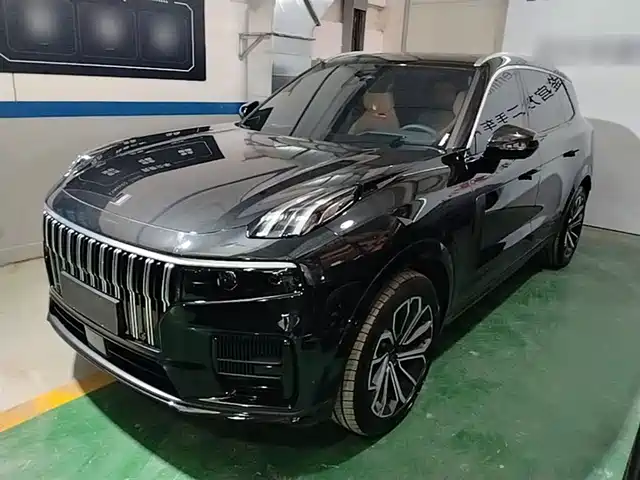 2025 Lynk & Co 09