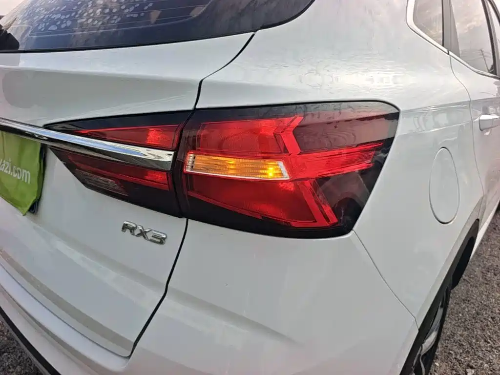 Roewe RX3 — миниатюра 8